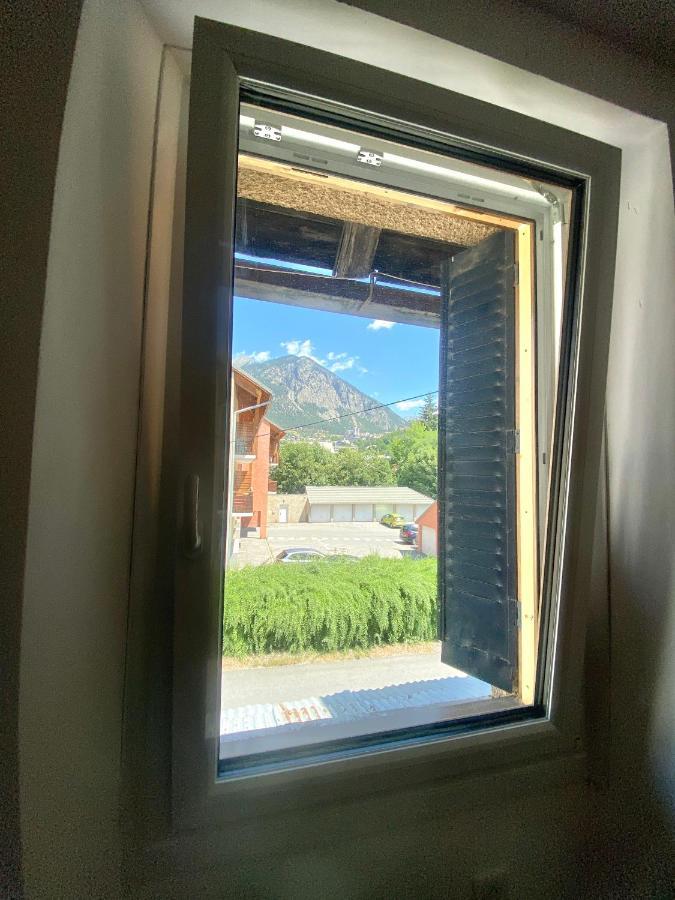Grand Classe 4 Etoiles Avec Jardin Et Garage Velo, Moto Apartment *